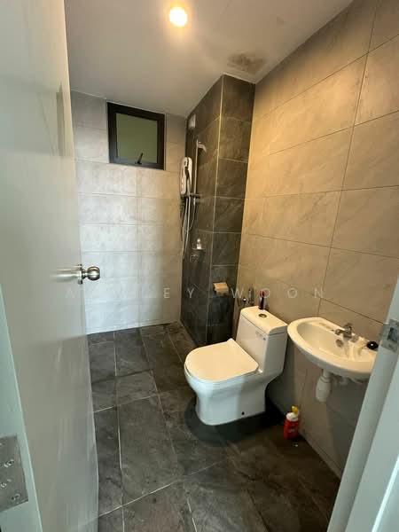 Kondominium untuk Disewa di Residensi Bintang - Ashley Woon - Bathroom - PropertyGuru.com.my