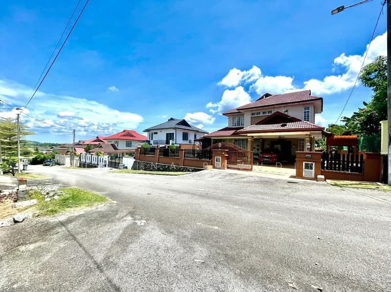 Rumah Banglo untuk Dijual di Taman Rasah Kemayan (Rasah) - Zuraina Rajudin - Exterior - PropertyGuru.com.my