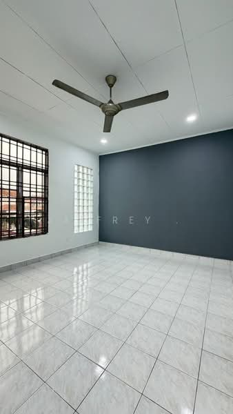 Rumah Teres untuk Dijual di Taman Mutiara Rini (Skudai) - Jaffrey . - PropertyGuru.com.my