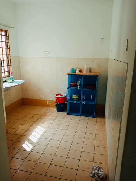 Rumah Teres 2 Tingkat untuk Dijual di U12, Taman Cahaya Alam (Shah Alam) - Noraini Dahan - Kitchen - PropertyGuru.com.my