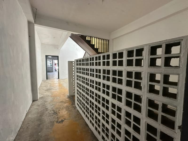 Shop / Office for Rent in Kampung Malabar (George Town) - Xinnee . - Interior - PropertyGuru.com.my