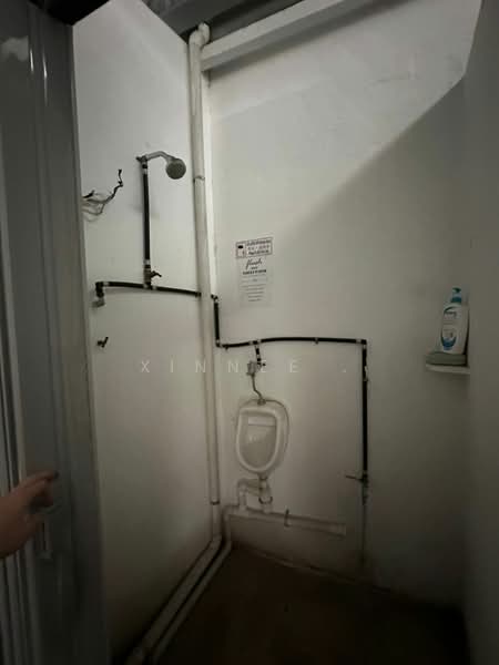 Shop / Office for Rent in Kampung Malabar (George Town) - Xinnee . - Bathroom - PropertyGuru.com.my