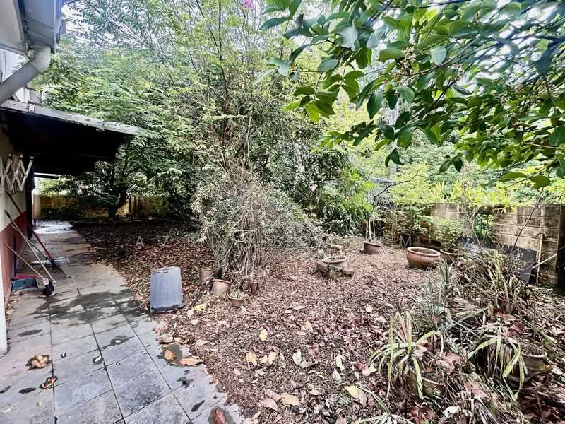 Rumah Bandar untuk Dijual di Taman Impian Indah (Sungai Buloh) - Azli Ibrahim - Garden - PropertyGuru.com.my