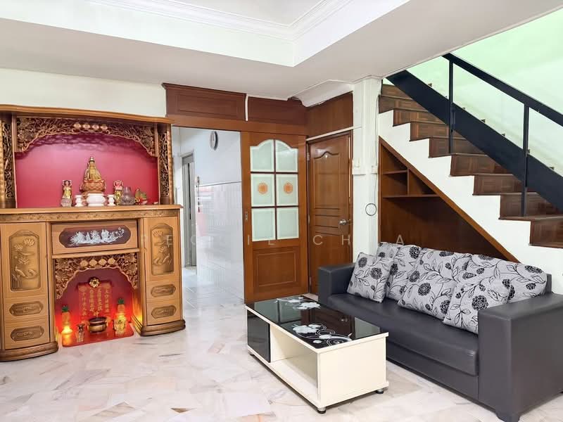 2-storey Terraced House for Sale in Taman Desa Cemerlang (Ulu Tiram) - Peggie Chua - Living Room - PropertyGuru.com.my