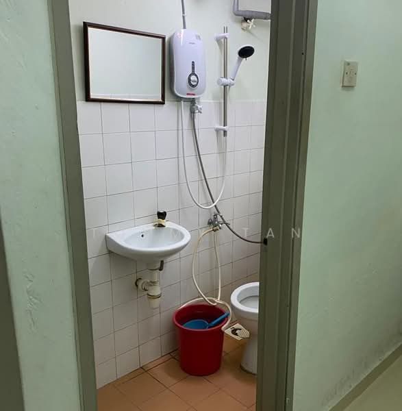 Shop / Office for Rent in Kepong (Kuala Lumpur) - TOMMY TAN - Bathroom - PropertyGuru.com.my