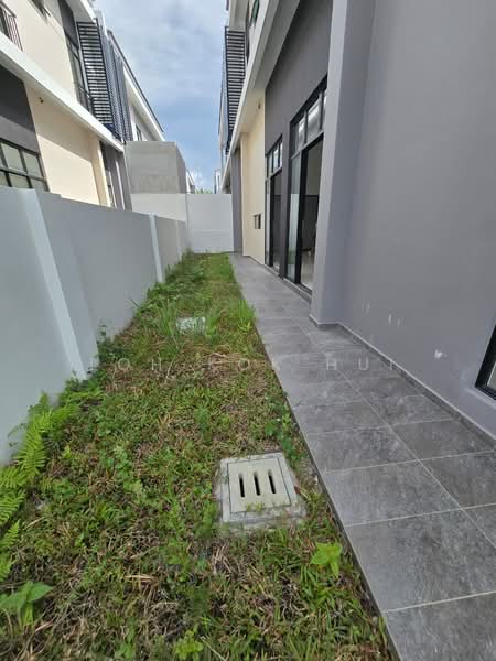 Rumah Kluster untuk Dijual di Austin Crest (Johor Bahru) - Loh Kok Hui - PropertyGuru.com.my