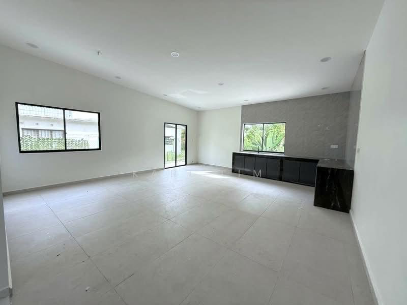Rumah Berkembar untuk Dijual di Kampung Bahru (Johor Bahru) - Karl Lim - Living Room - PropertyGuru.com.my