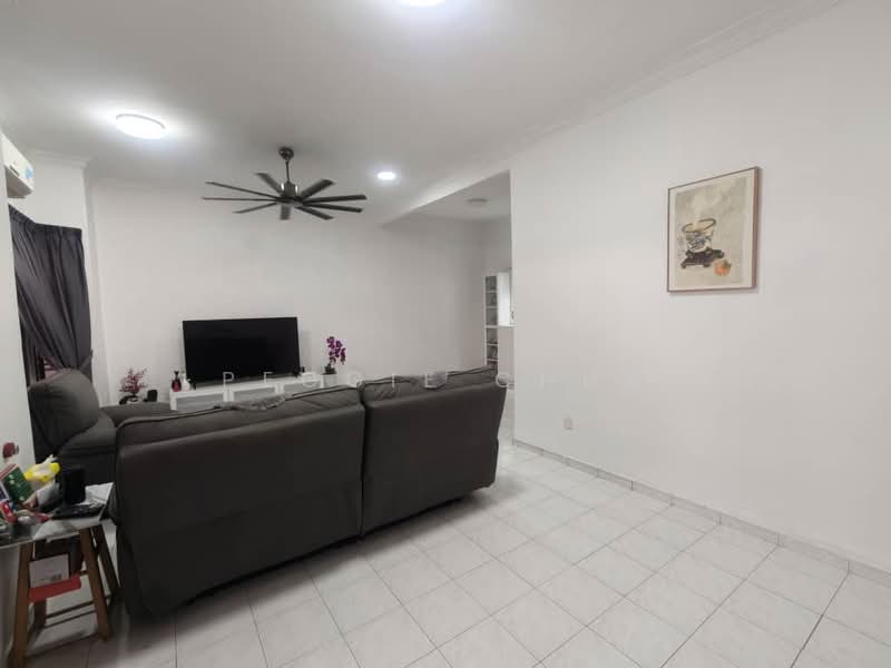 Rumah Teres untuk Dijual di Taman Mutiara Rini (Skudai) - Peggie Chua - Living Room - PropertyGuru.com.my