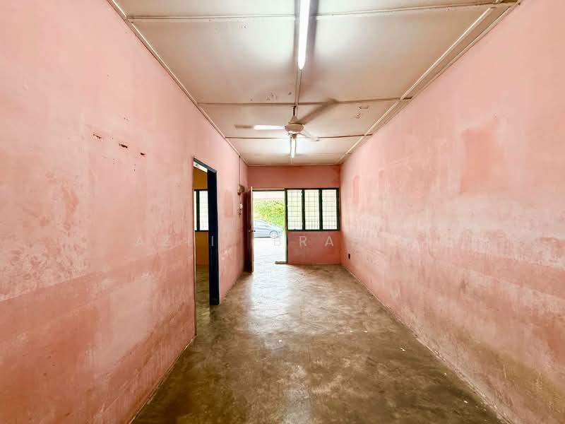 1-storey Terraced House for Sale in Taman Cheras Perdana (Cheras) - Azli Ibrahim - Interior - PropertyGuru.com.my
