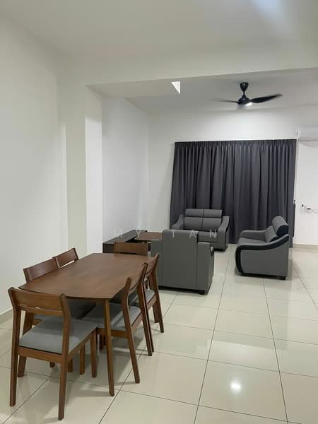 Rumah Teres untuk Disewa di Bandar Cassia (Batu Kawan) - Amy Tan - Living Room - PropertyGuru.com.my