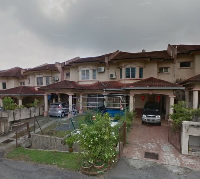 Terraced House for Sale in Bandar Putra Permai (Seri Kembangan) - Scott Tan - Exterior - PropertyGuru.com.my