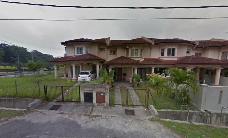 Terraced House for Sale in Bandar Putra Permai (Seri Kembangan) - Scott Tan - Exterior - PropertyGuru.com.my