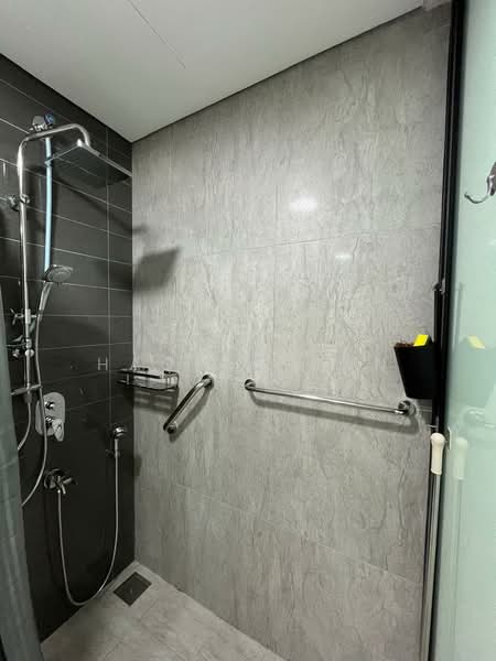 Servis Apartment untuk Dijual di Cantara Residences - Hacken Gan - Bathroom - PropertyGuru.com.my