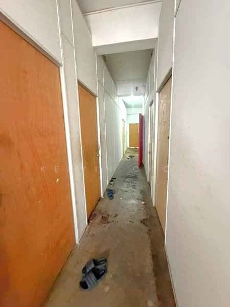 Kedai untuk Dijual di Bandar Baru Permas Jaya (Permas Jaya) - Kelvin Chop - Corridor - PropertyGuru.com.my