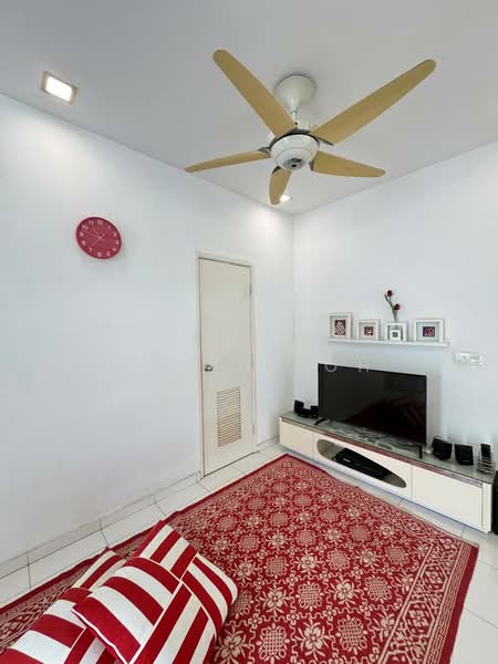 2-storey Terraced House for Sale in Taman Setia Indah (Tebrau) - Edwin Toh - Living Room - PropertyGuru.com.my