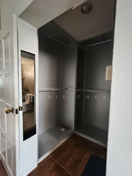 Kondominium untuk Dijual di Country Tower Condominium - Peggie Chua - Interior - PropertyGuru.com.my