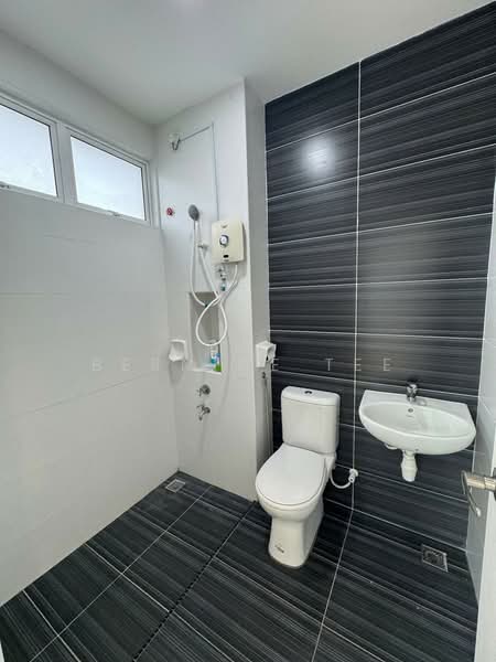 Semi-Detached House for Sale in Johor Bahru (Johor) - Bernice Tee - Bathroom - PropertyGuru.com.my