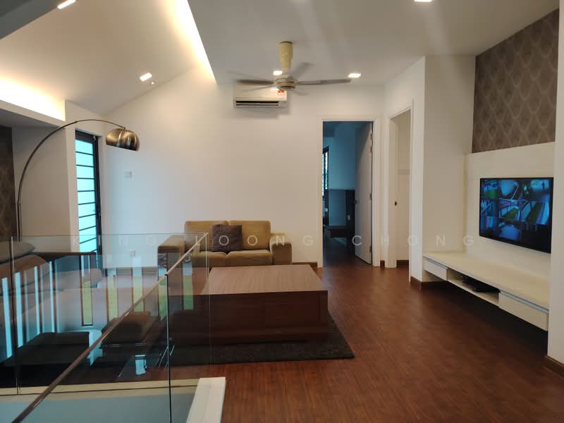 Rumah Banglo untuk Dijual di Petaling Jaya (Selangor) - King Loong Chong - Living Room - PropertyGuru.com.my