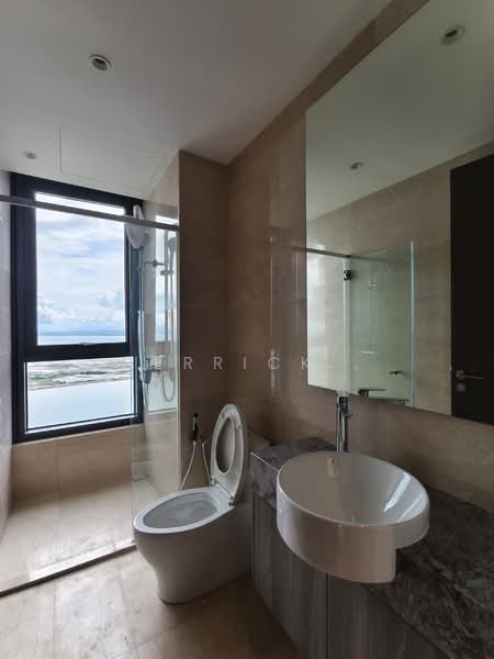 Service Residence for Sale at Marriott Residence @ Gurney - Derrick . - Bathroom - PropertyGuru.com.my