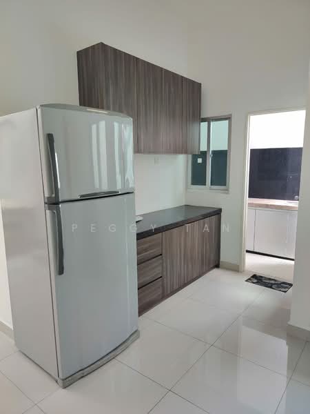 Condominium for Rent at Elit Heights @ Bayan City - Peggy Tan - Kitchen - PropertyGuru.com.my