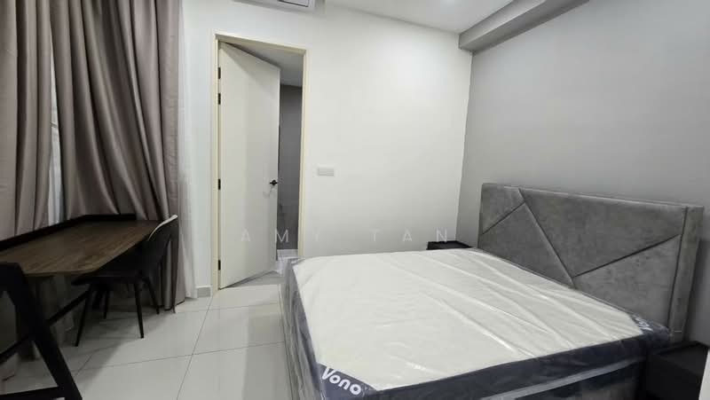 Kondominium untuk Disewa di Ferringhi Residence 2 - Amy Tan - Bedroom - PropertyGuru.com.my