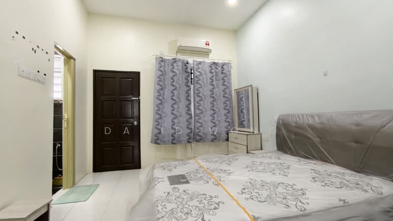 Terraced House for Sale in Bandar Lahat Baru (Lahat) - David Wong - Bedroom - PropertyGuru.com.my