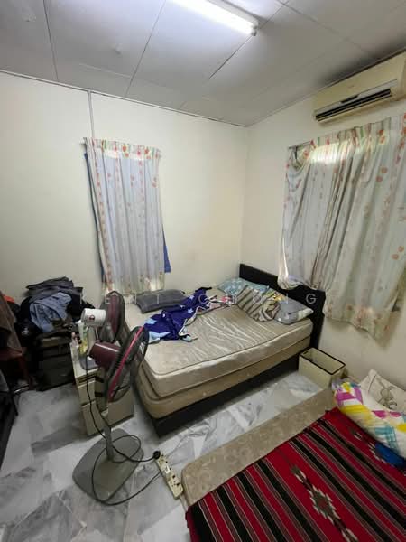 Bungalow for Sale in Taman Tasik Semenyih (Semenyih) - Kent Chong - Bedroom - PropertyGuru.com.my