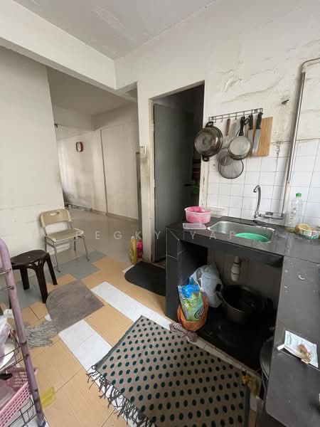 Flat for Sale at Jinjang Selatan - pegky yap - Kitchen - PropertyGuru.com.my