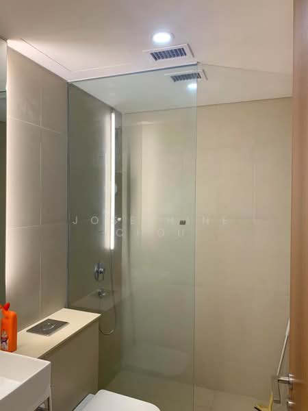 Kondominium untuk Dijual di The Fennel - Josephine Chou - Bathroom - PropertyGuru.com.my