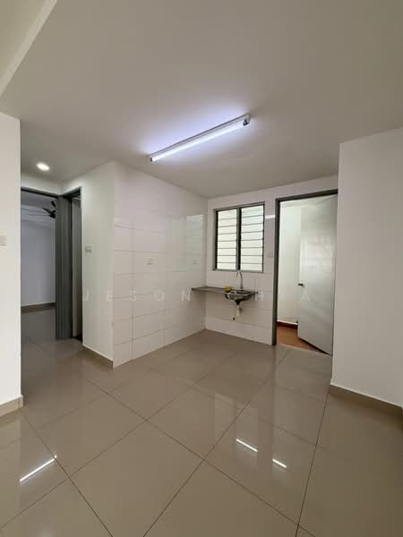 Kondominium untuk Disewa di Suasana Lumayan - Jeson Chia - Kitchen - PropertyGuru.com.my