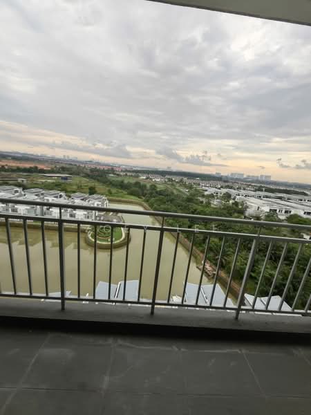 Pangsapuri untuk Dijual di D'Lagoon Luxury Apartment - Zoey Lee - View - PropertyGuru.com.my