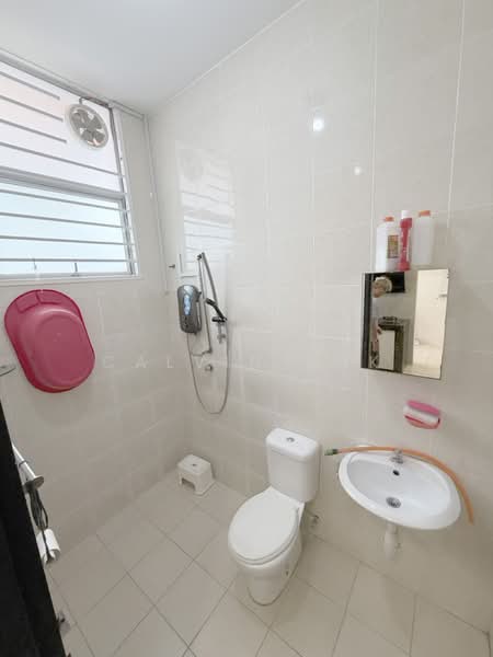 Rumah Teres 2 Tingkat untuk Disewa di Kajang (Selangor) - Calvin Kok - Bathroom - PropertyGuru.com.my