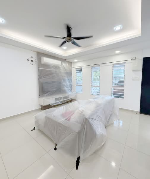 Rumah Teres 2 Tingkat untuk Disewa di Kajang (Selangor) - Calvin Kok - Living Room - PropertyGuru.com.my