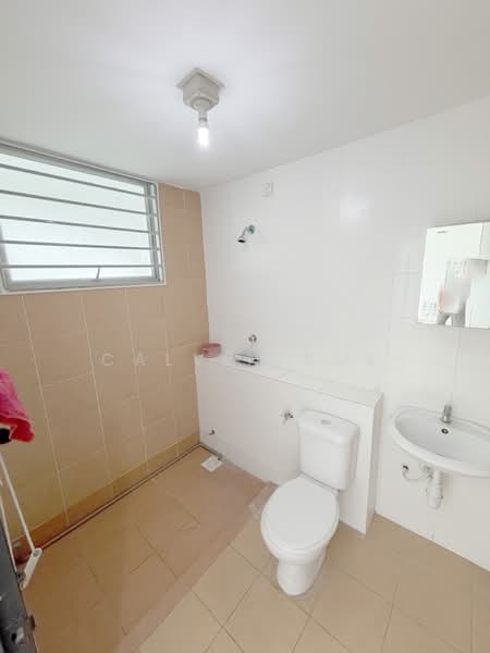 Rumah Teres 2 Tingkat untuk Disewa di Kajang (Selangor) - Calvin Kok - Bathroom - PropertyGuru.com.my