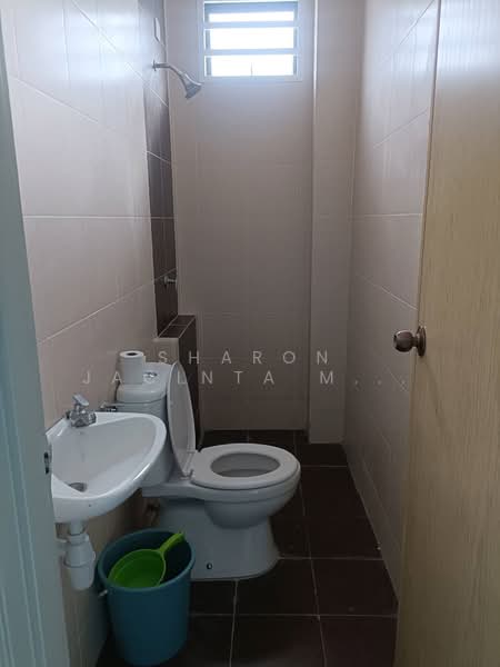 Rumah Teres 2 Tingkat untuk Dijual di Seremban (Negeri Sembilan) - Sharon Jacinta Mary Pinto - Bathroom - PropertyGuru.com.my