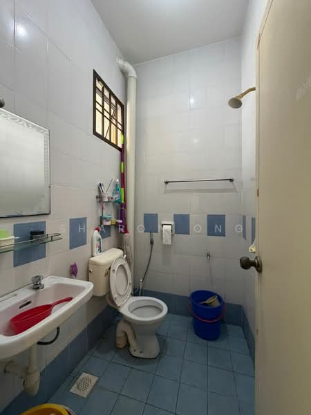 2-storey Terraced House for Sale in Taman Nusa Bestari (Iskandar Puteri (Nusajaya)) - Sharon Ong - Bathroom - PropertyGuru.com.my