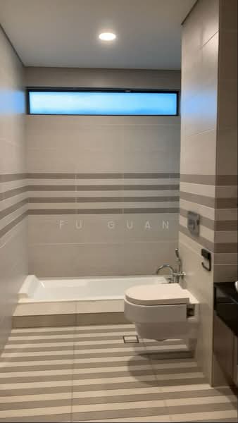 Rumah Berkembar untuk Disewa di East Ledang (Iskandar Puteri (Nusajaya)) - Fu Guan - Bathroom - PropertyGuru.com.my