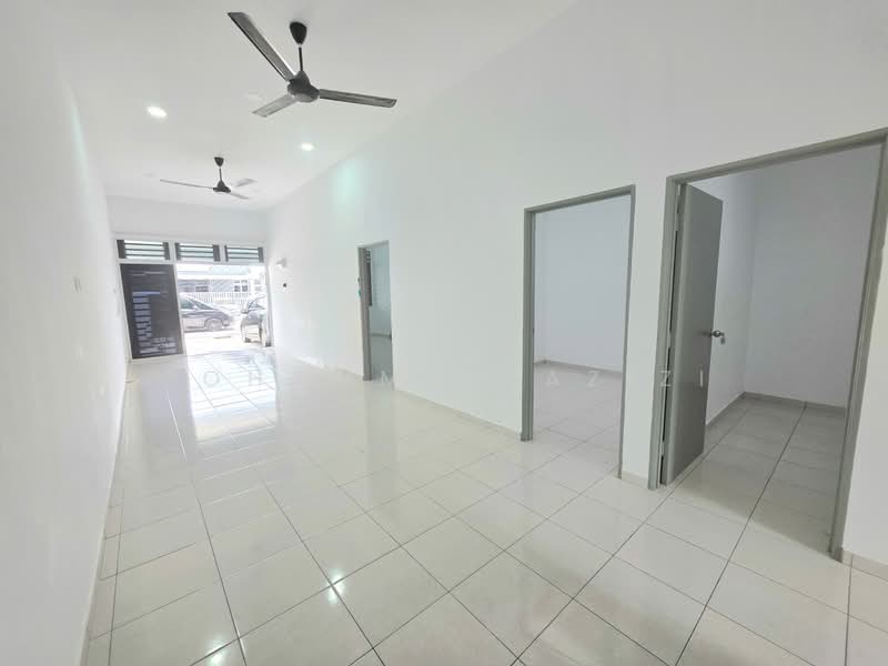 1-storey Terraced House for Sale in Kampung Pandan 1 (Kuantan) - Mohammad Azizi - PropertyGuru.com.my