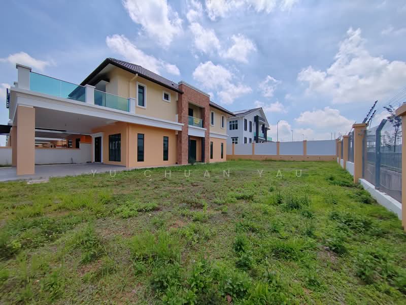 Semi-Detached House for Sale in Tanjong Minyak (Melaka) - Yu Chuan Yau - PropertyGuru.com.my