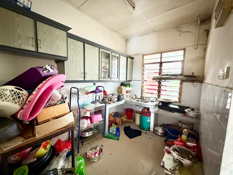 Flat for Sale at Flat Taman Perling - Yvonne Lim - Kitchen - PropertyGuru.com.my