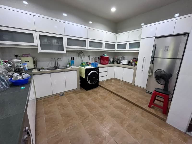 Semi-Detached House for Sale in Ulu Tiram (Johor) - Ellen Yeap - Kitchen - PropertyGuru.com.my