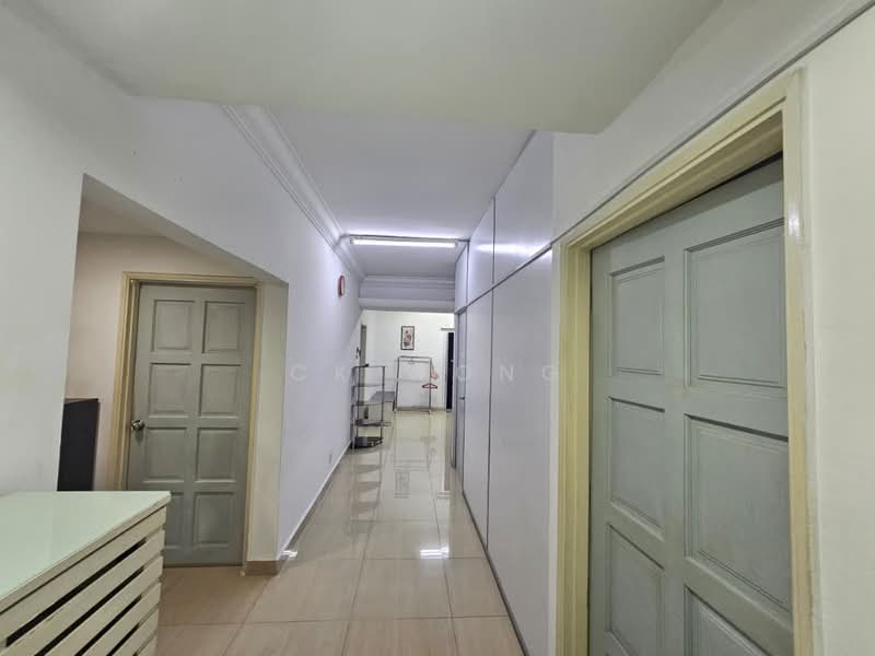 Kondominium untuk Dijual di Putra Court - CK Wong - Corridor - PropertyGuru.com.my