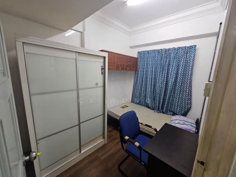 Kondominium untuk Dijual di Putra Court - CK Wong - Bedroom - PropertyGuru.com.my