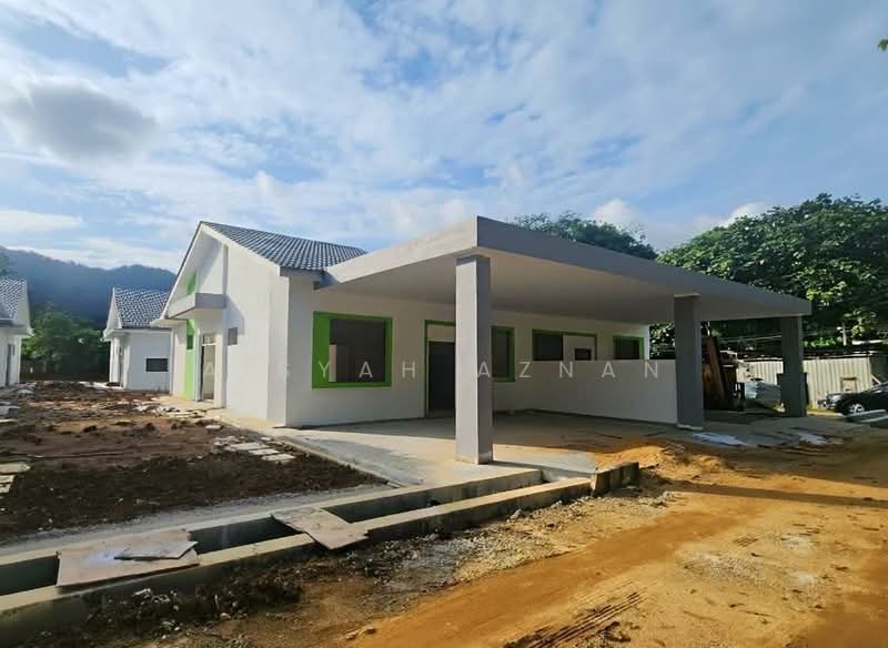Semi-Detached House for Sale in Beserah (Pahang) - Aisyah Aznan - Exterior - PropertyGuru.com.my