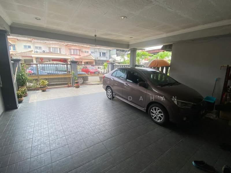 2-storey Terraced House for Sale in Bandar Bukit Tinggi (Klang) - Noraini Dahan - Exterior - PropertyGuru.com.my