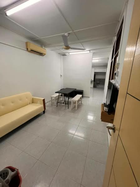 1-storey Terraced House for Rent in Taman Sri Skudai (Skudai) - David Chan - Living Room - PropertyGuru.com.my
