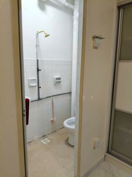 Pangsapuri untuk Disewa di Taman Sri Murni Fasa 2 - Saran SK - Bathroom - PropertyGuru.com.my