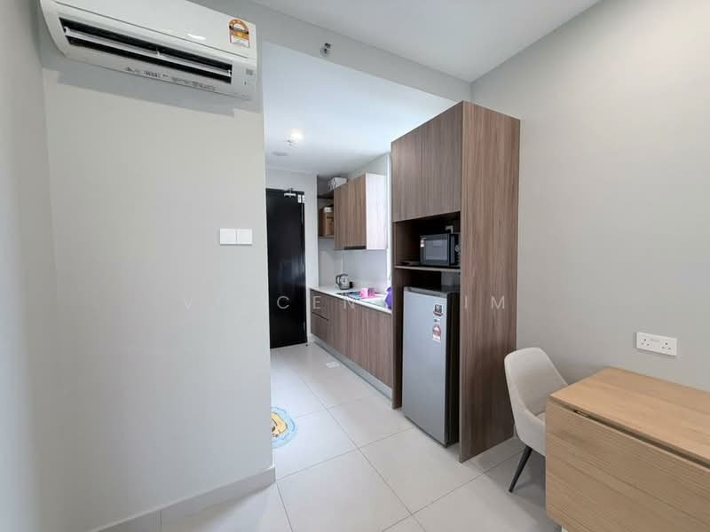 Service Residence for Rent at Dorsett Waterfront Subang - Vincent Lim - Kitchen - PropertyGuru.com.my