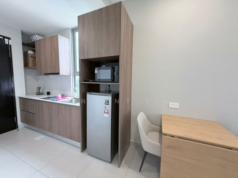 Service Residence for Rent at Dorsett Waterfront Subang - Vincent Lim - Kitchen - PropertyGuru.com.my