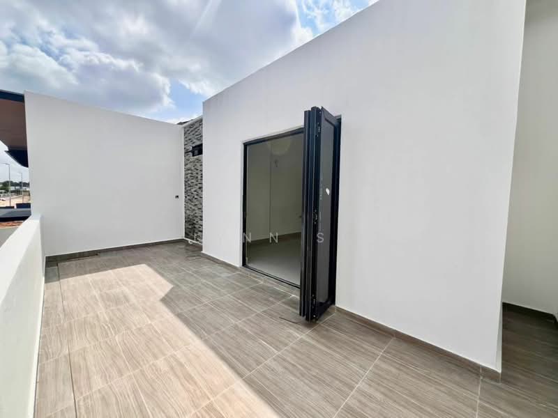 Terraced House for Sale in Skudai (Johor) - Lynn SL - Exterior - PropertyGuru.com.my